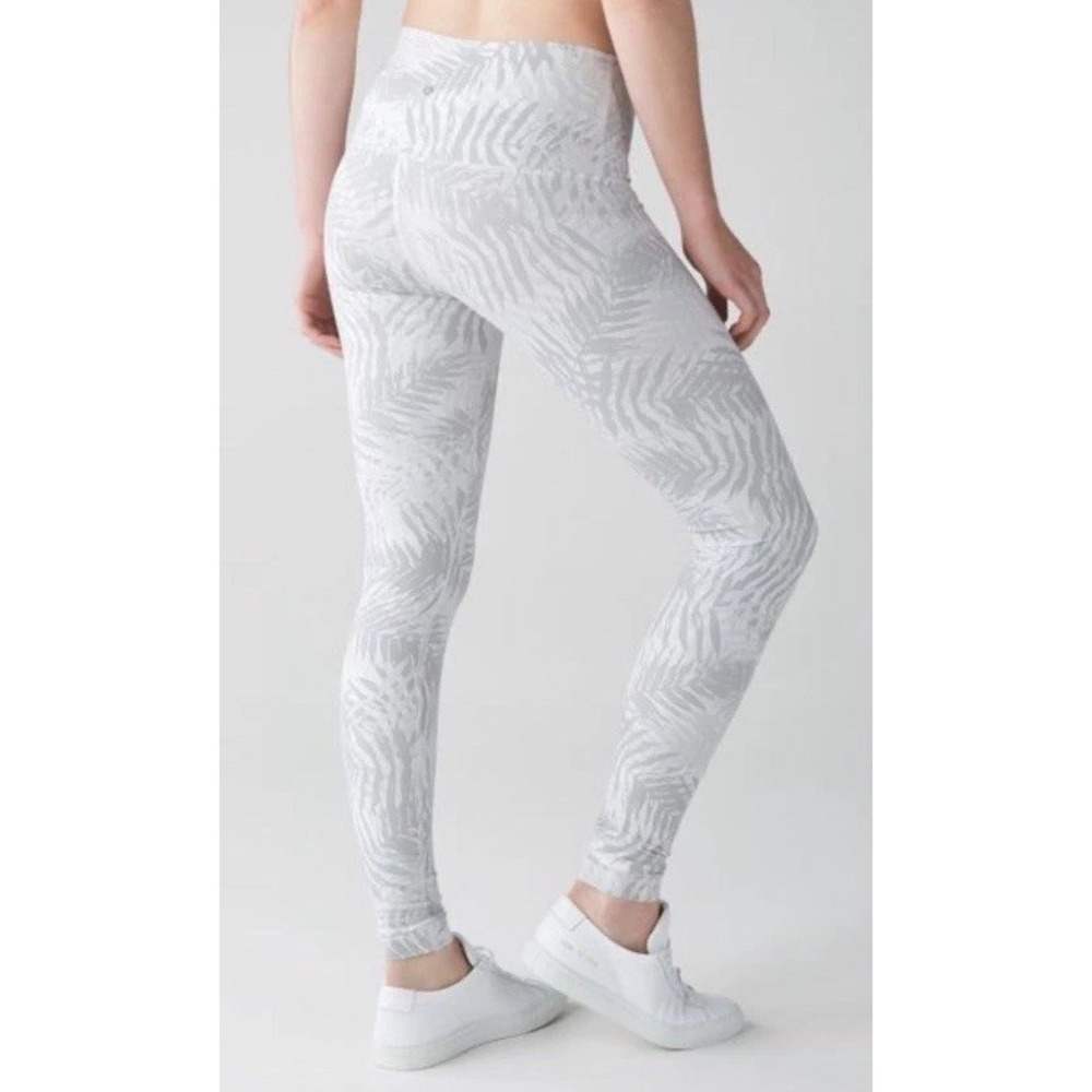 Lululemon Wunder Under Hi Rise‎ Full On Luxtreme Legging Sz 8 No Wear No Pilling